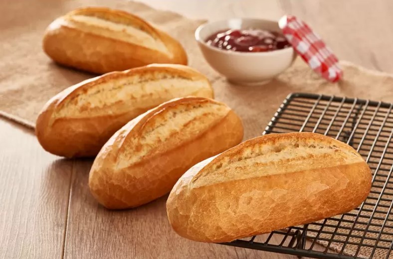 Menissez Petits Pains, 4 x 4 Pack (4 x 300g)
